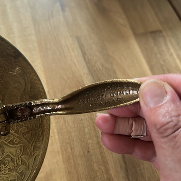 TAMAR ⭐️Israeli brass nut cracker - Picture 7 of 9